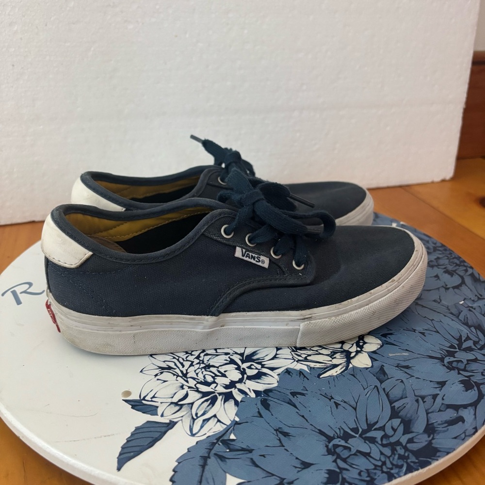Vans Authentic Pro Chima Ferguson Sydney Skate Shoes Youth 4.5